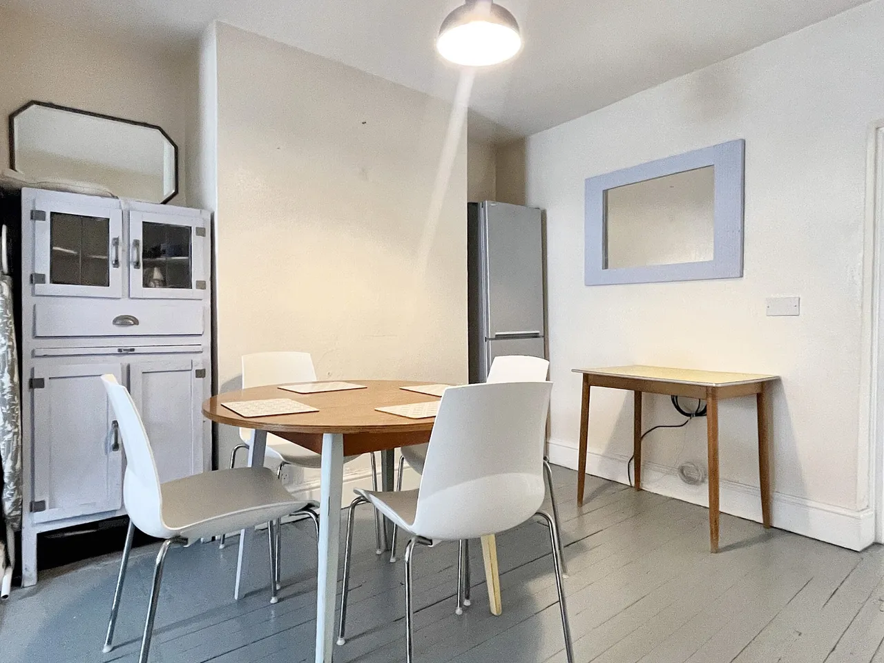 Room 2, 61, Worcester Street, Gloucester, GL1 3AW, photo 5