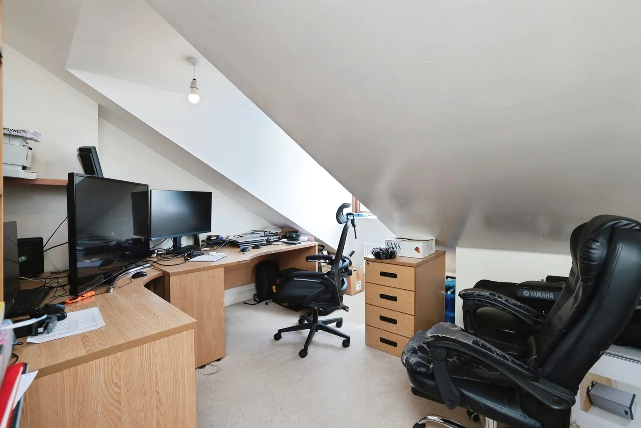 John North Close, High Wycombe, HP11, photo 15