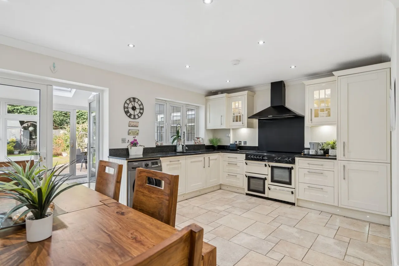 Downley Road, Naphill, HP14, photo 16