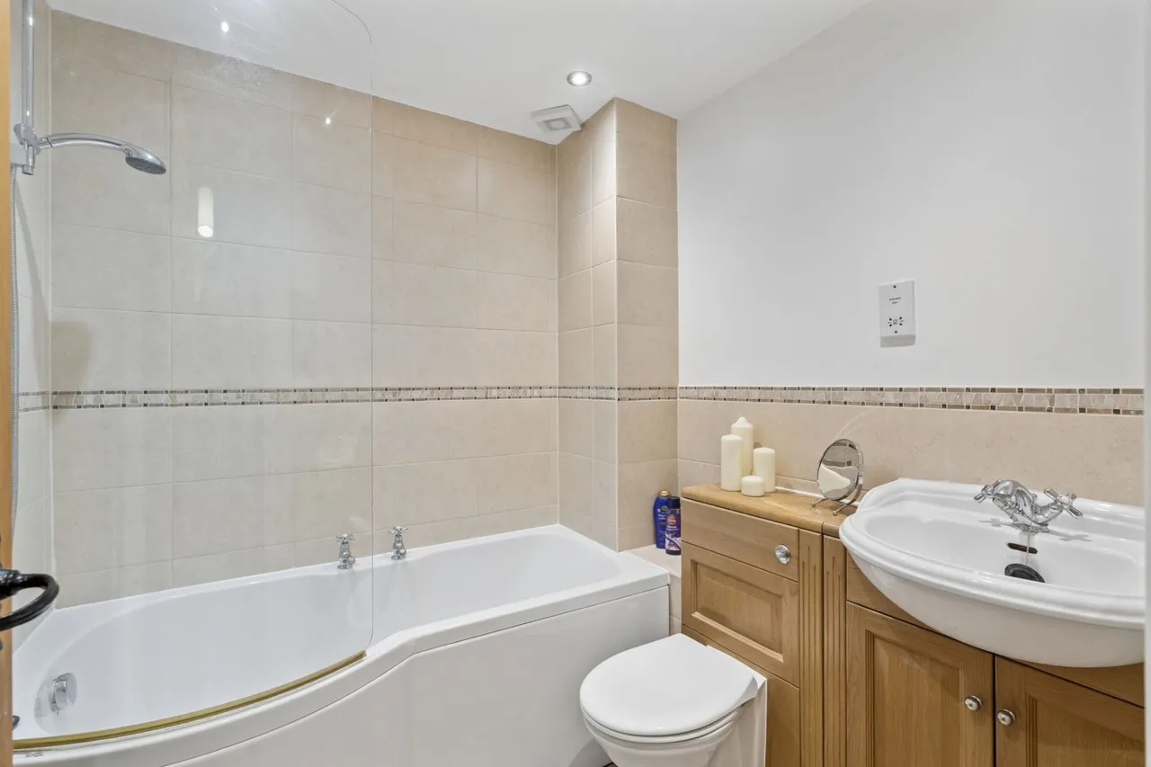 Downley Road, Naphill, HP14, photo 11