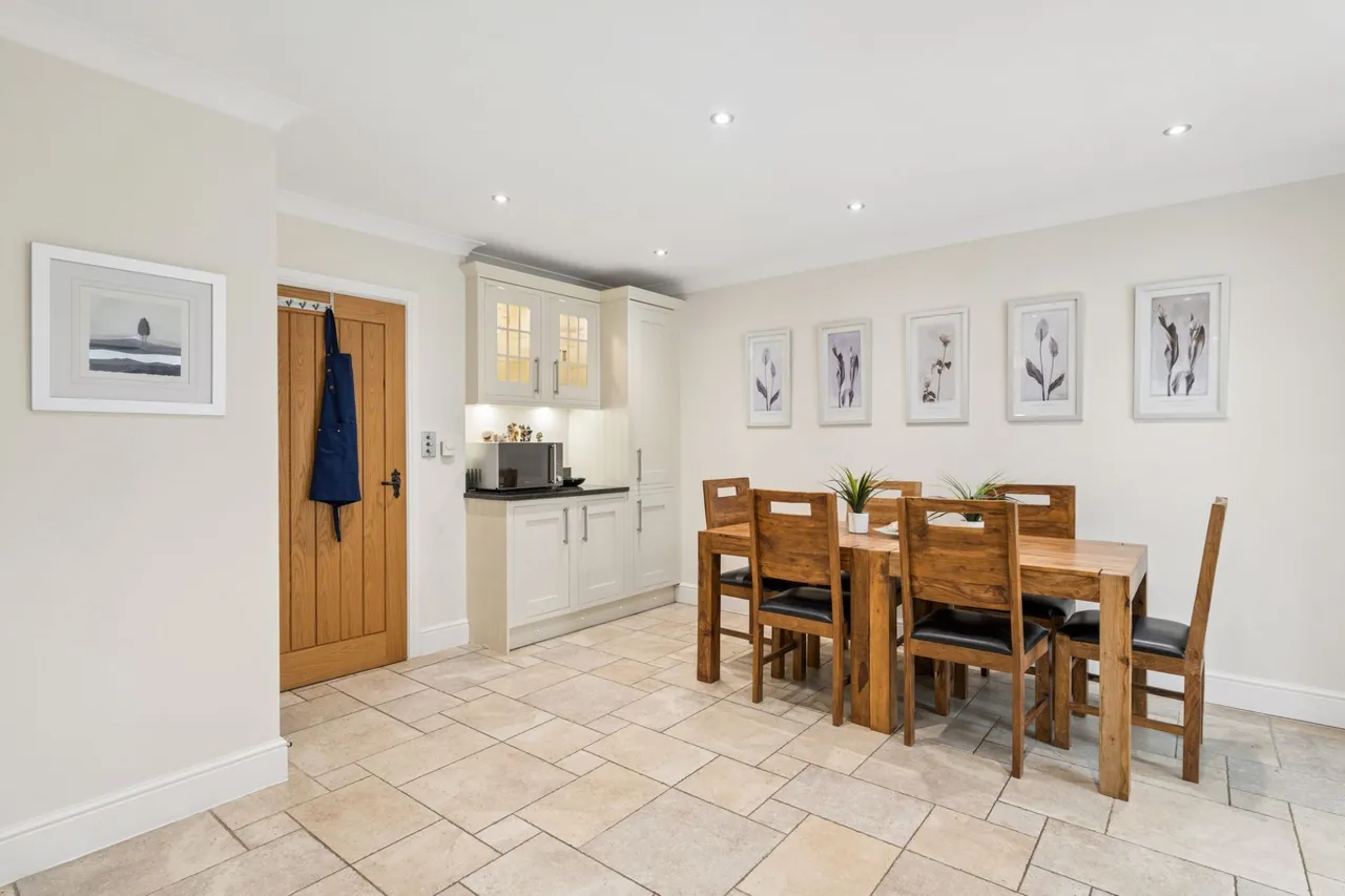 Downley Road, Naphill, HP14, photo 6