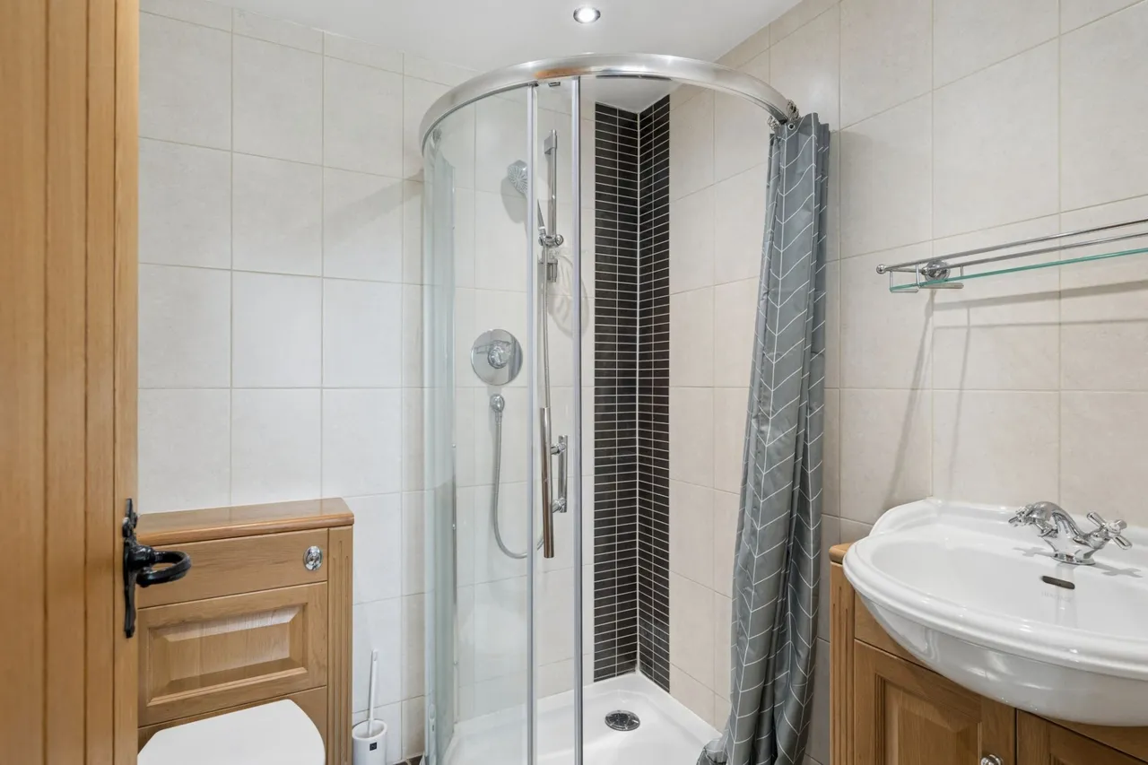 Downley Road, Naphill, HP14, photo 12