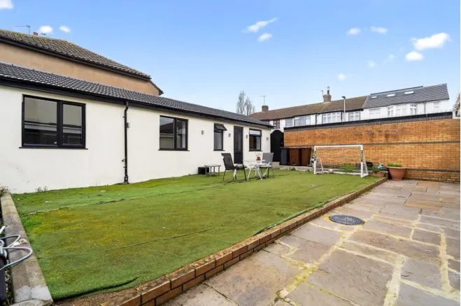Eastbrook Drive, Romford, RM7, photo 24