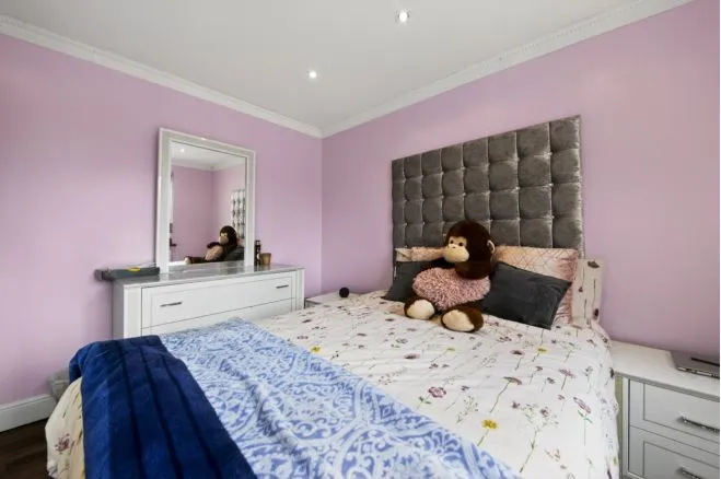 Eastbrook Drive, Romford, RM7, photo 19