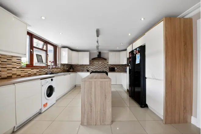 Eastbrook Drive, Romford, RM7, photo 6