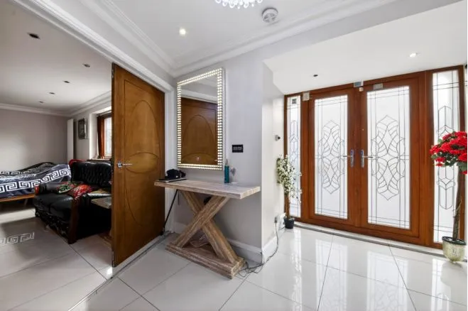 Eastbrook Drive, Romford, RM7, photo 10
