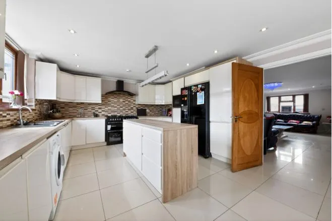 Eastbrook Drive, Romford, RM7, photo 7