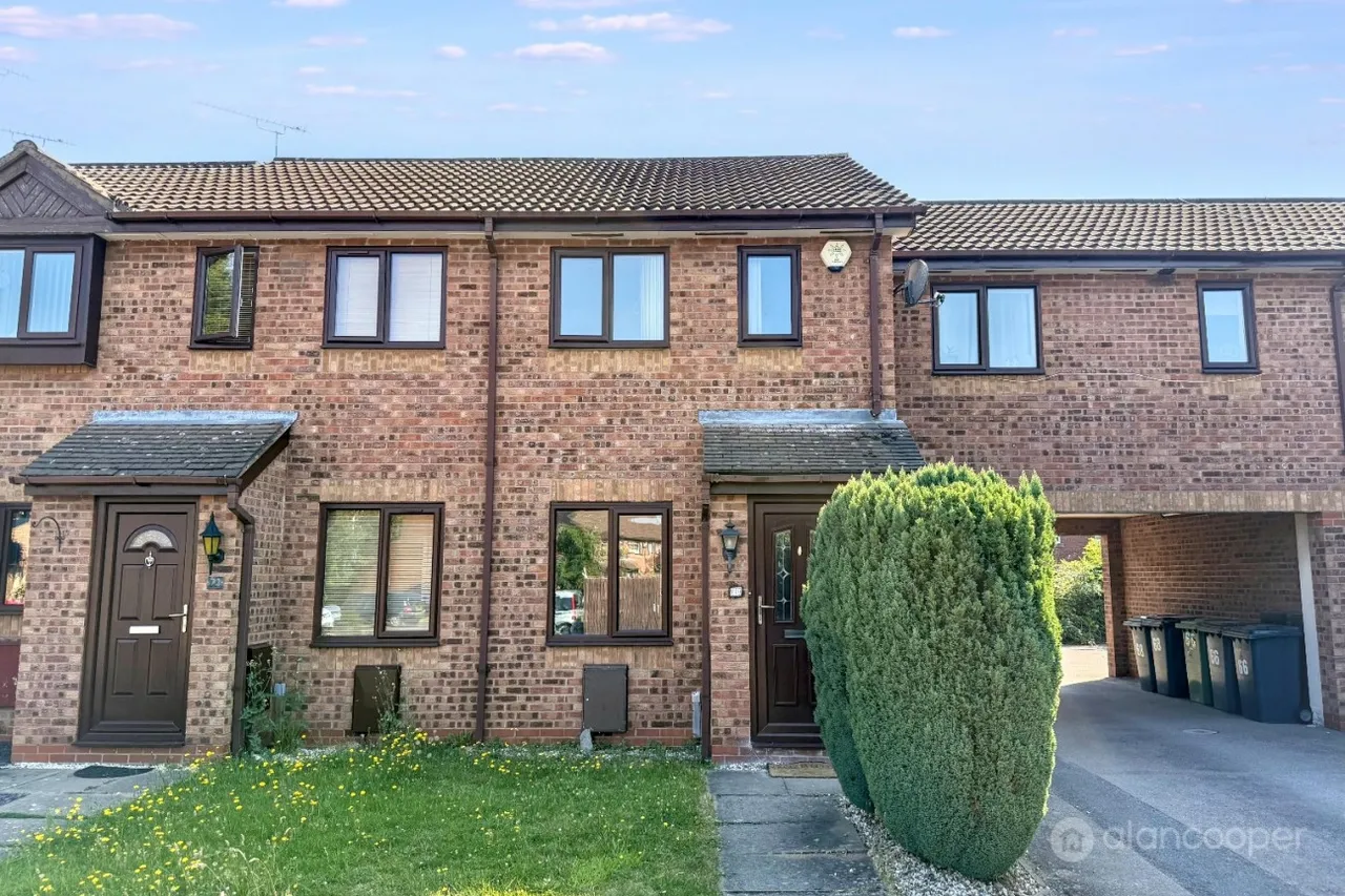 3 bed house for sale, Kenilworth Drive, Weavers Green, CV11
