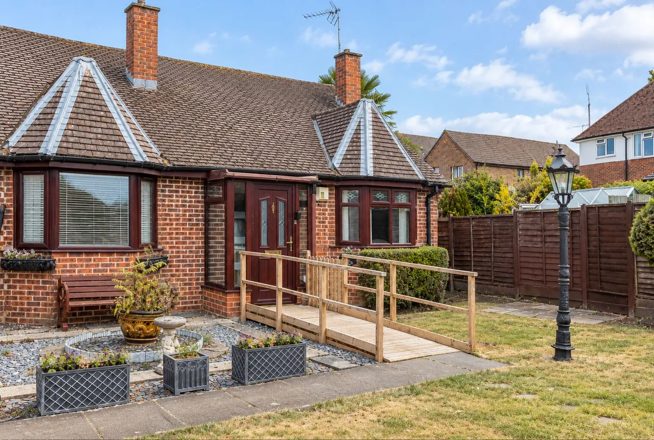 1 bed house for sale, Upper Road, Kennington, OX1