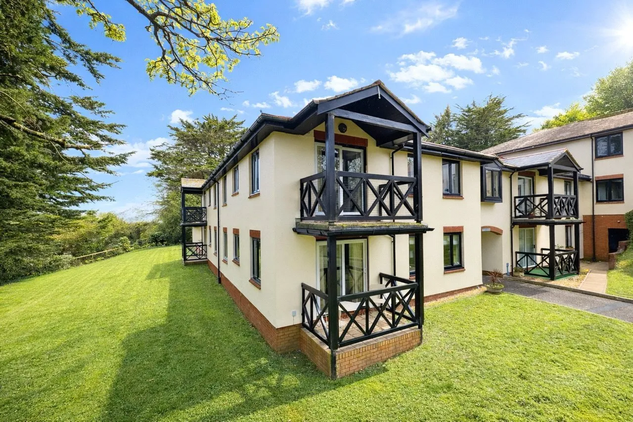 3 bed property for sale — The Laurels, Sidmouth, Devon, EX10
