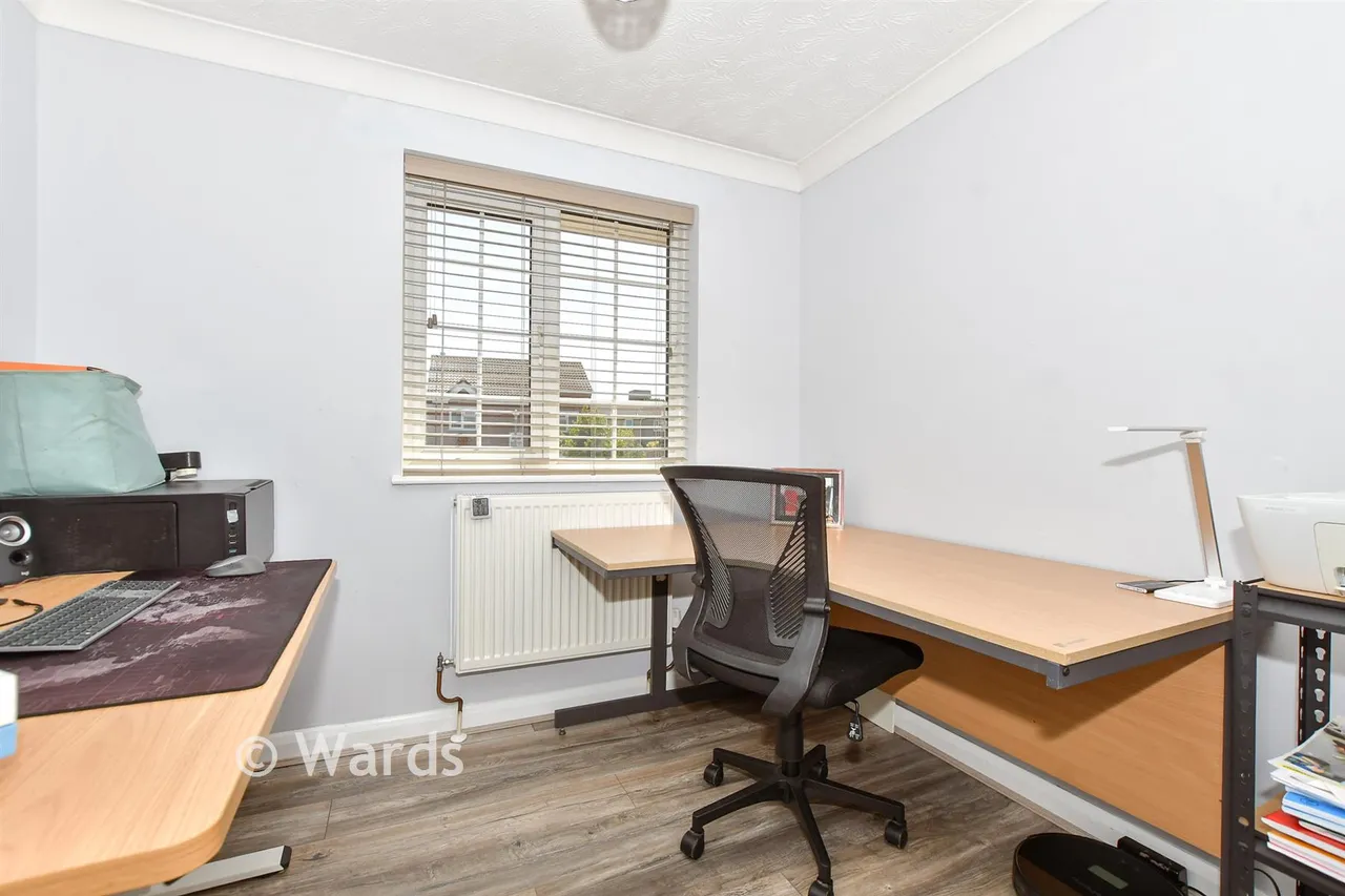 Naseby Avenue, Folkestone, CT20, photo 11