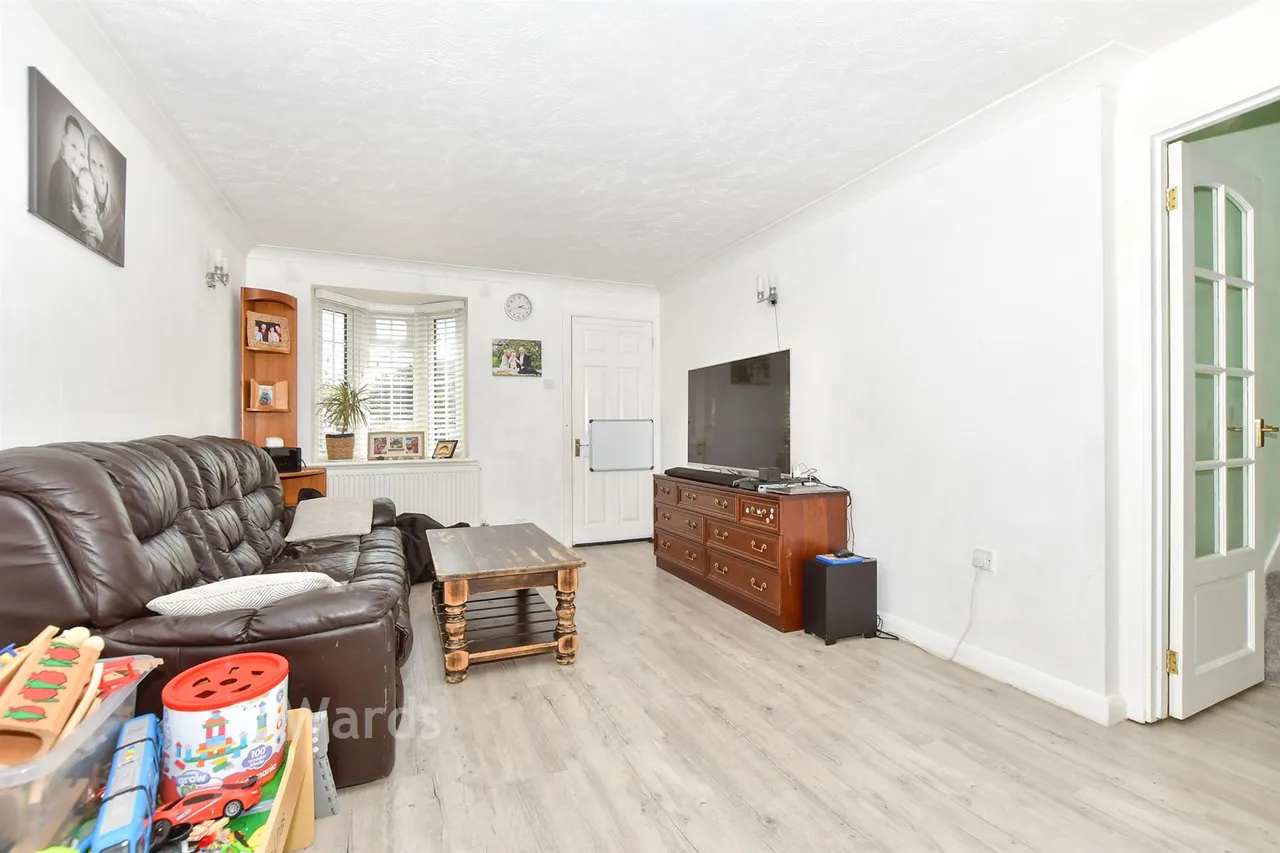 Naseby Avenue, Folkestone, CT20, photo 5