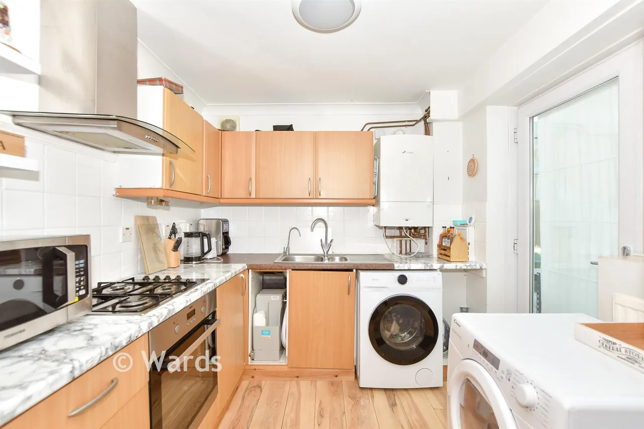Naseby Avenue, Folkestone, CT20, photo 4