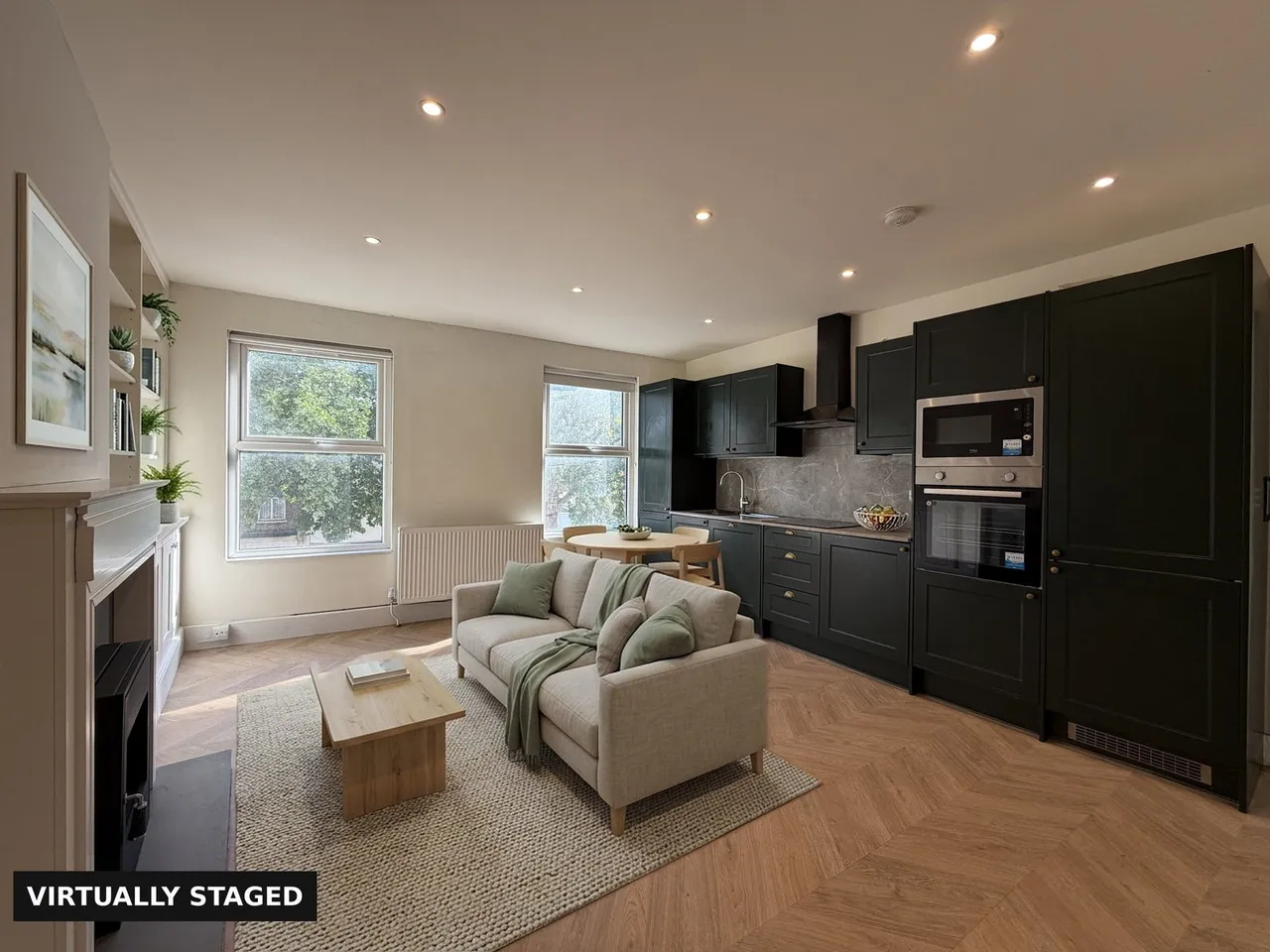 4 bed flat to rent, Barking Road, London, E13
