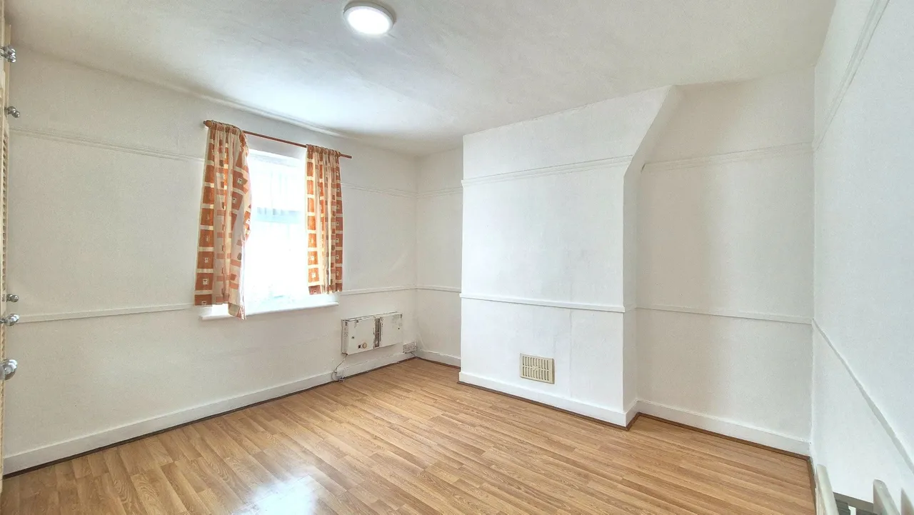 Martindale Road, Hounslow, TW4, photo 4