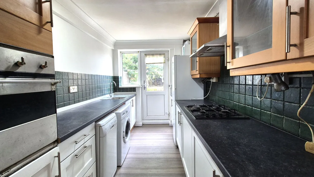 Martindale Road, Hounslow, TW4, photo 6