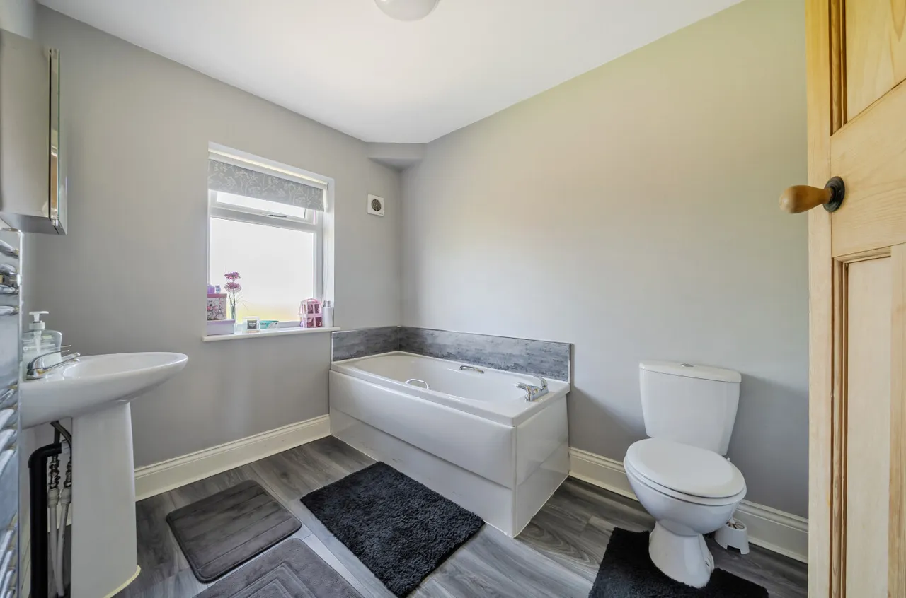 Stonefall Avenue, Harrogate, HG2, photo 9