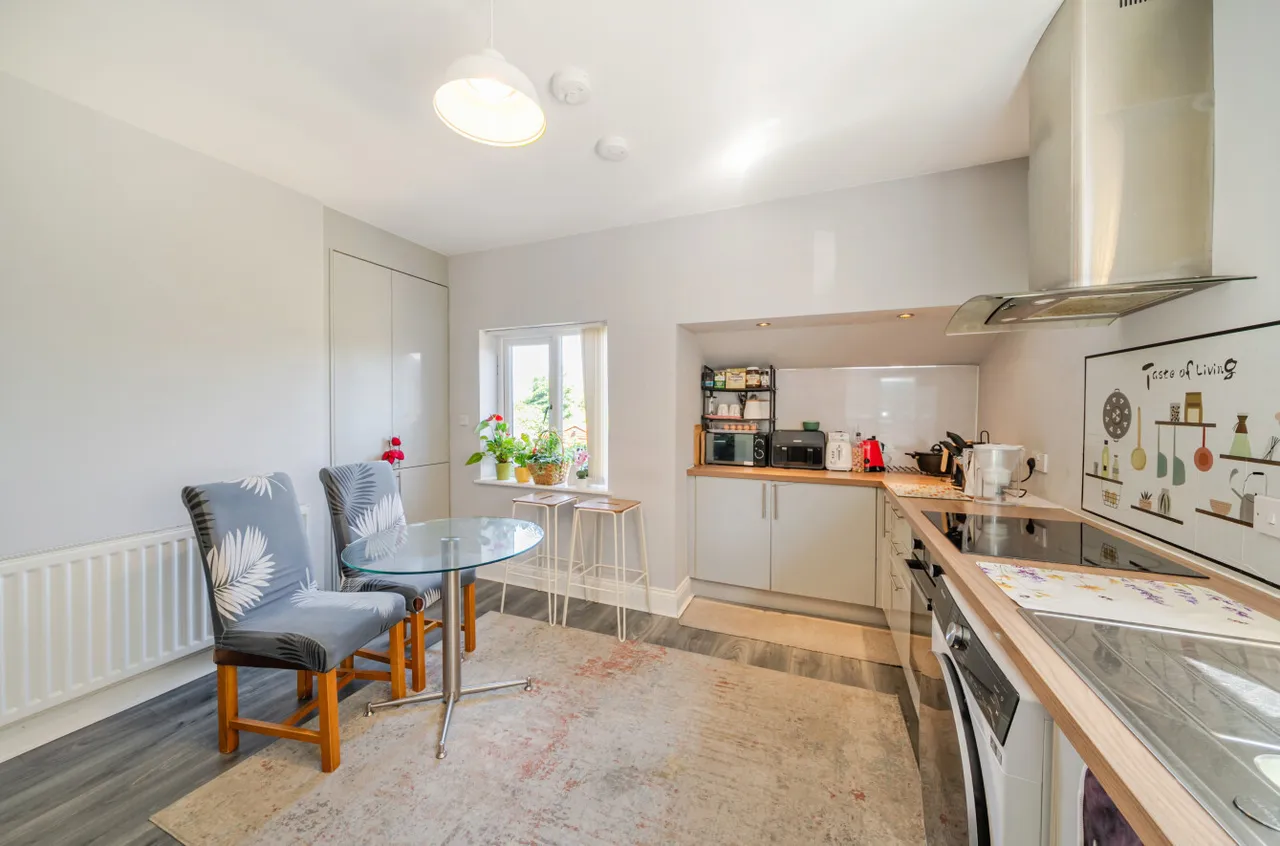 Stonefall Avenue, Harrogate, HG2, photo 6