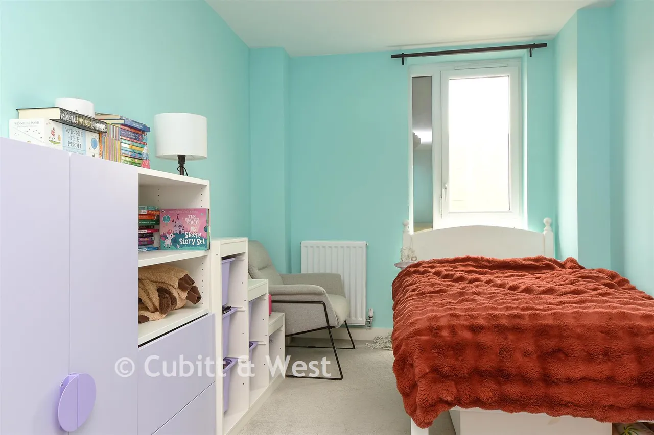 Marketfield Way, Redhill, RH1, photo 11