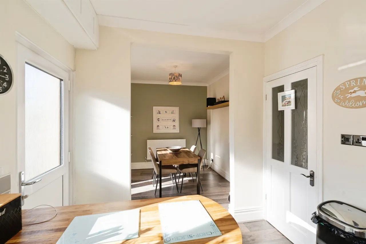 North Road, Swansea, SA4, photo 7