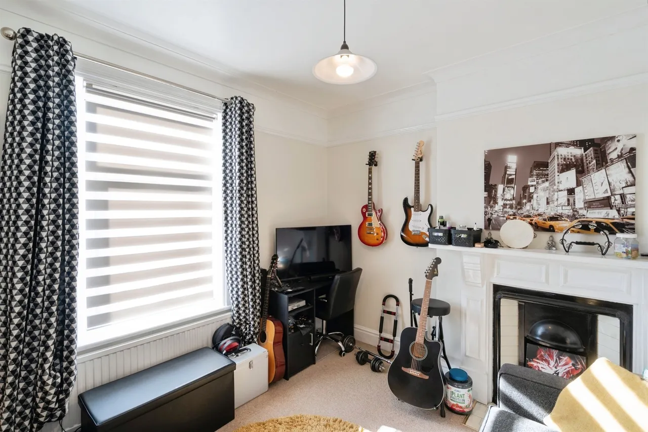 North Road, Swansea, SA4, photo 5