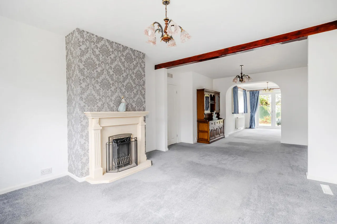 Cleveland Gardens, Trowbridge, BA14, photo 3