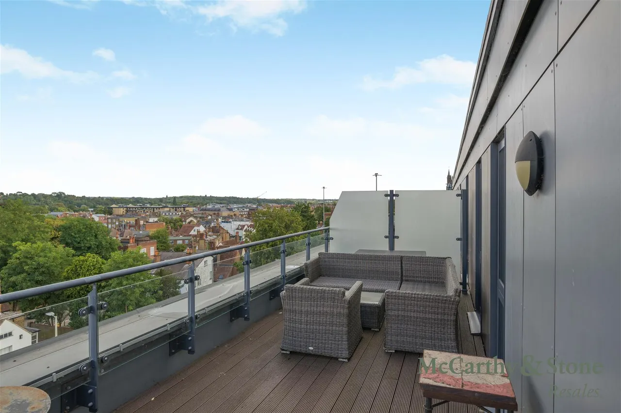Pegs Lane, Hertford, SG13, photo 12
