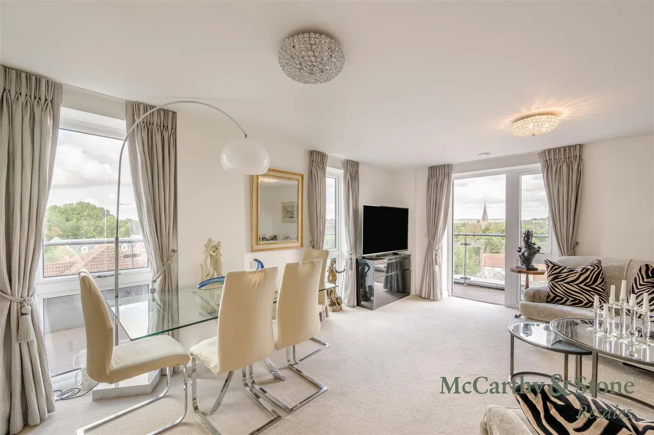 Pegs Lane, Hertford, SG13, photo 2