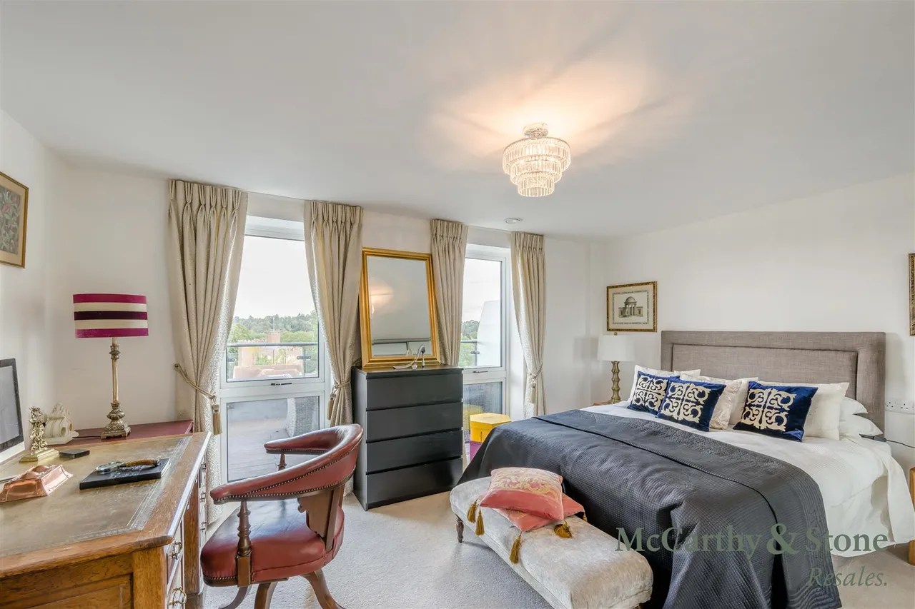 Pegs Lane, Hertford, SG13, photo 7
