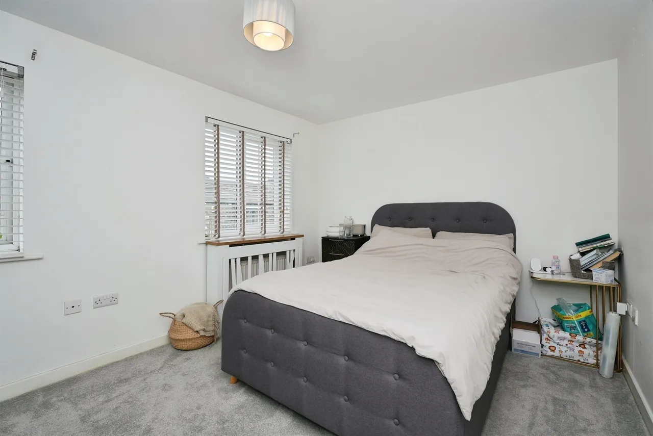 Park Lane, Bradford, BD5, photo 8