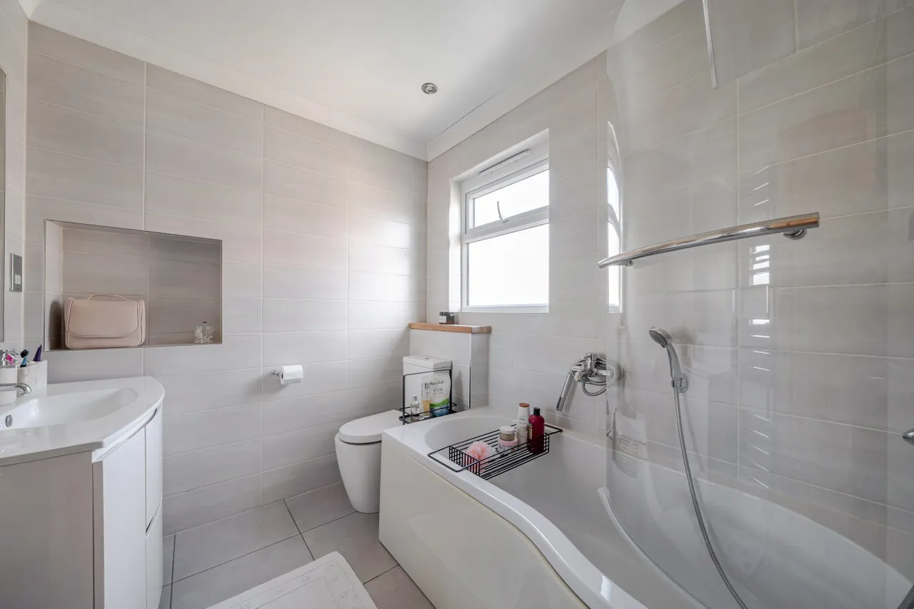 Courtfield Rise, West Wickham, BR4, photo 17