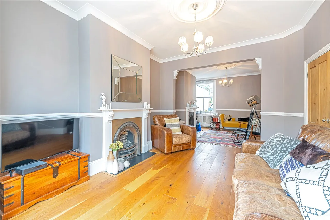 Wellington Road, Hampton Hill, TW12 1JT, photo 4