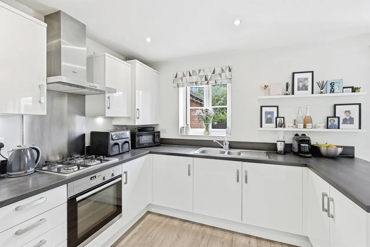 Sorrel Crescent, Wootton, NN4, photo 6