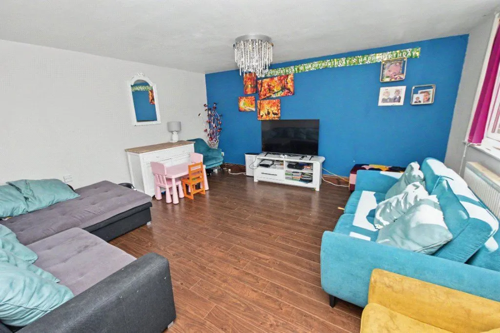 Bawn Gardens, Leeds, LS12, photo 4
