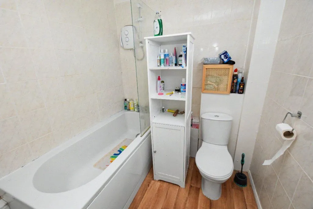 Bawn Gardens, Leeds, LS12, photo 10