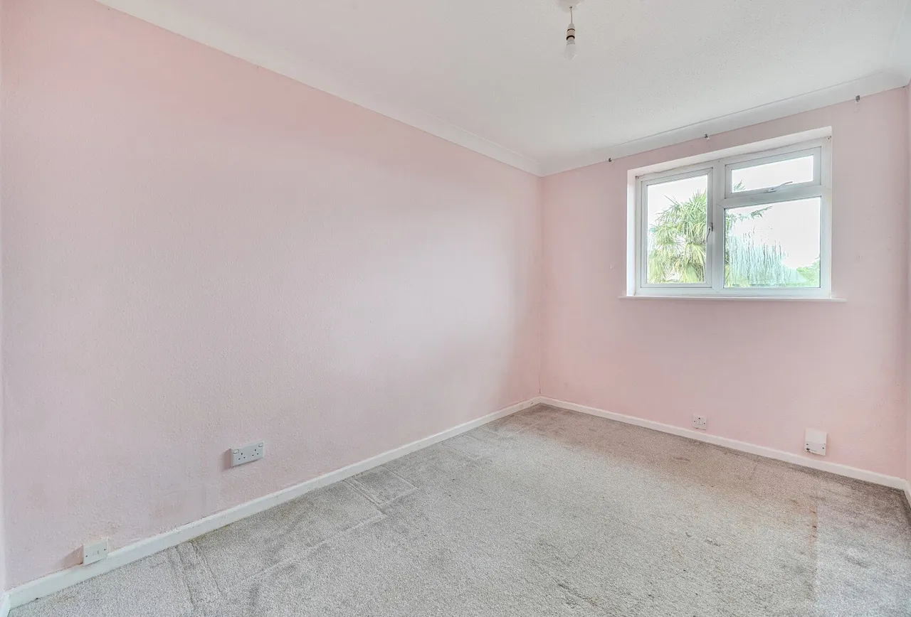 Golden Miller Road, Gloucestershire, Wymans Brook, GL50 4RD, photo 4