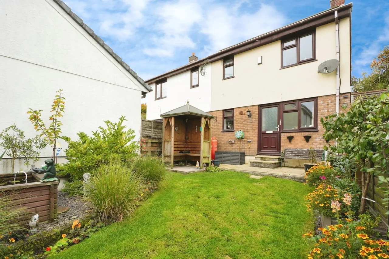 3 bed house for sale, Meadow Rise, Penwithick, PL26