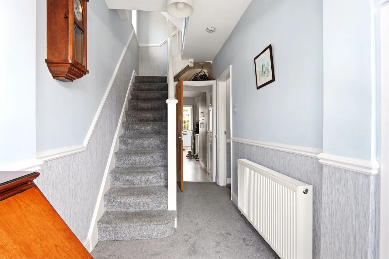 Cross Gates Avenue, Leeds, LS15, photo 13