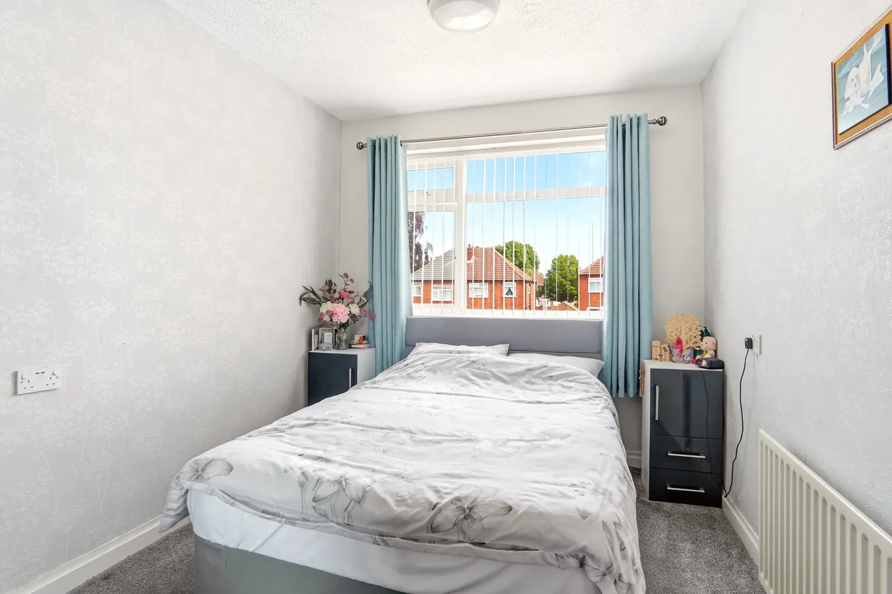 Cross Gates Avenue, Leeds, LS15, photo 14