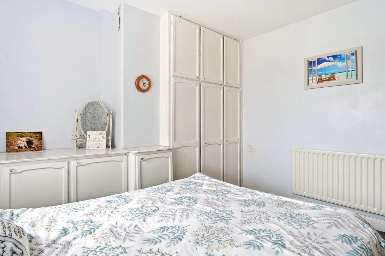 Cross Gates Avenue, Leeds, LS15, photo 21