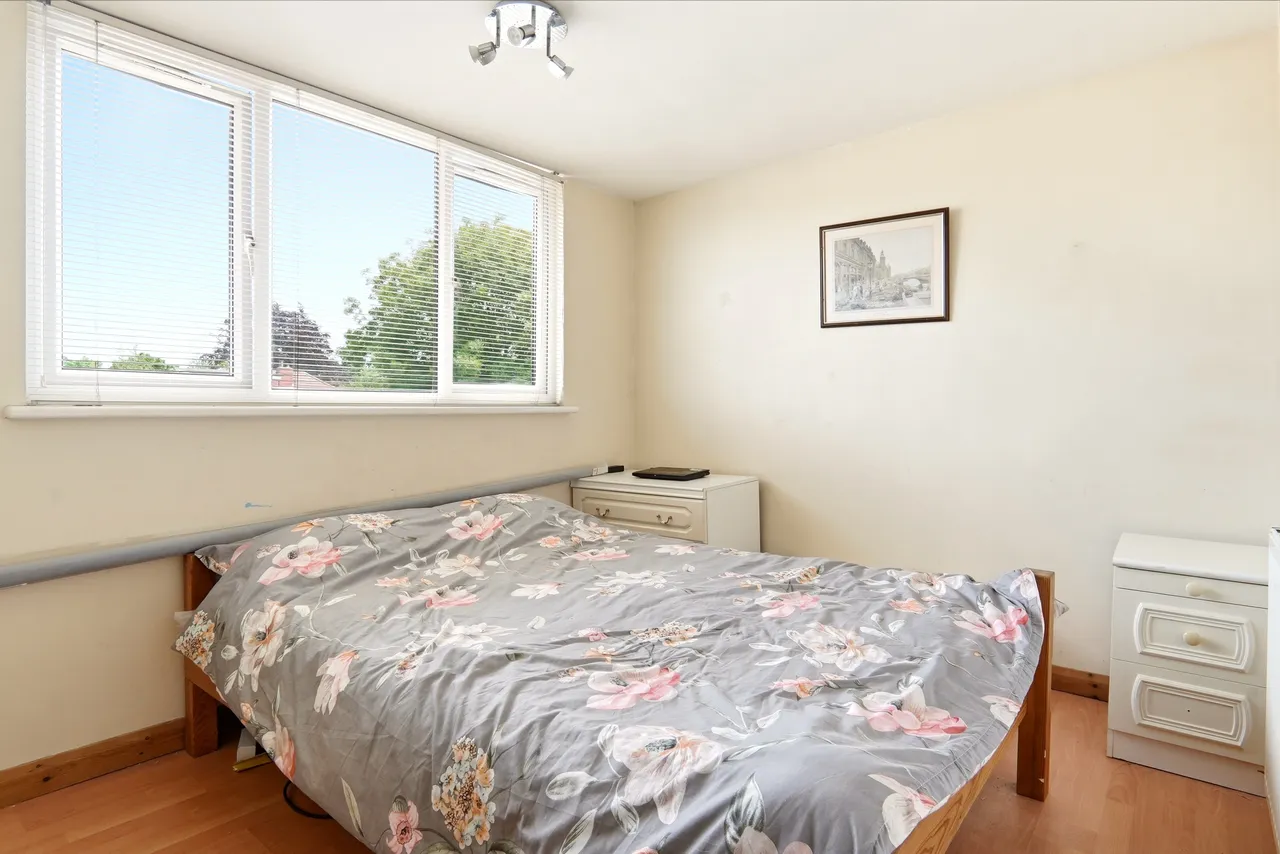 Cross Gates Avenue, Leeds, LS15, photo 23