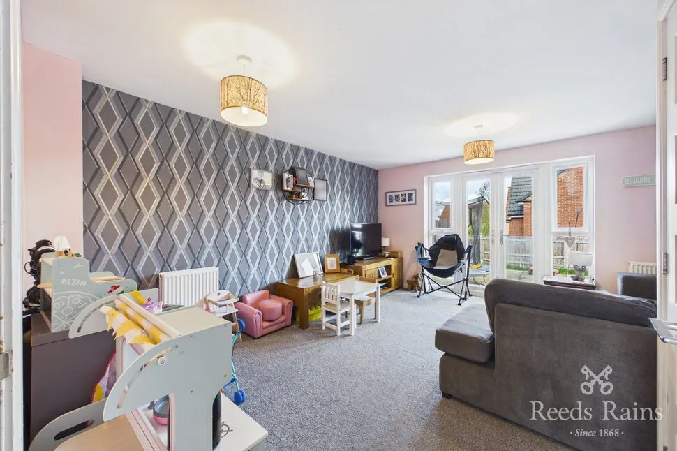Corbett Drive, Wakefield, West Yorkshire, WF2, photo 2