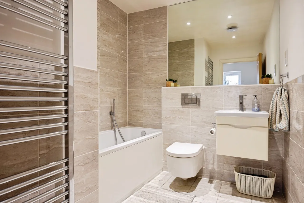 Jacobs Green, Guildford, GU1, photo 11