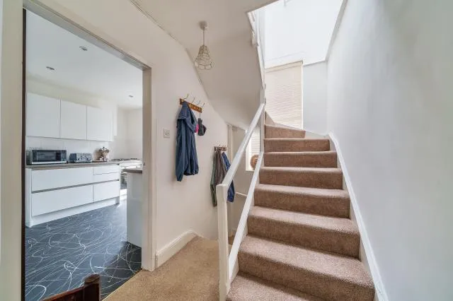 Kew Road, Richmond, TW9, photo 7