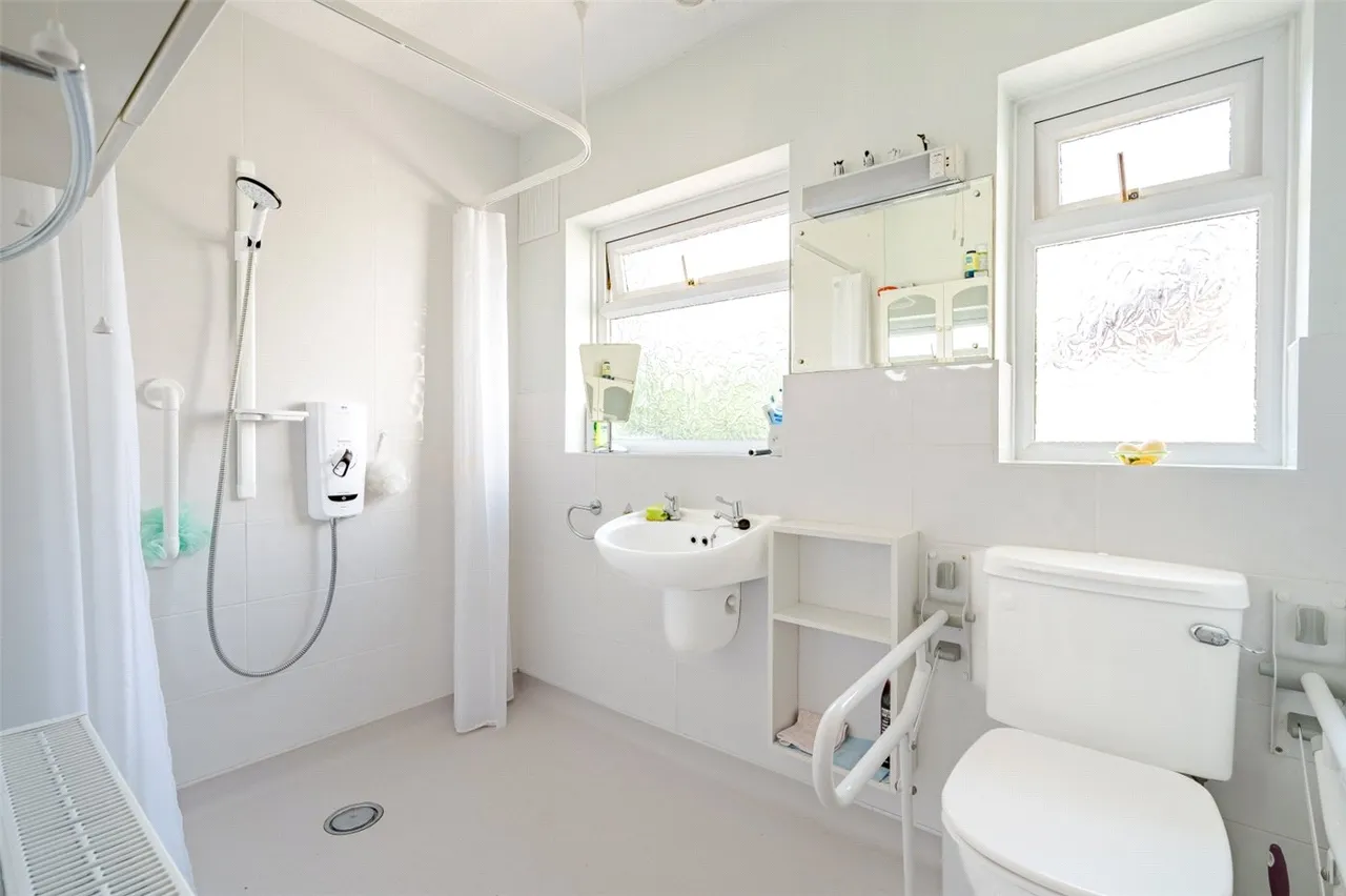Hounds Way, Colehill, Wimborne, Dorset, BH21, photo 6