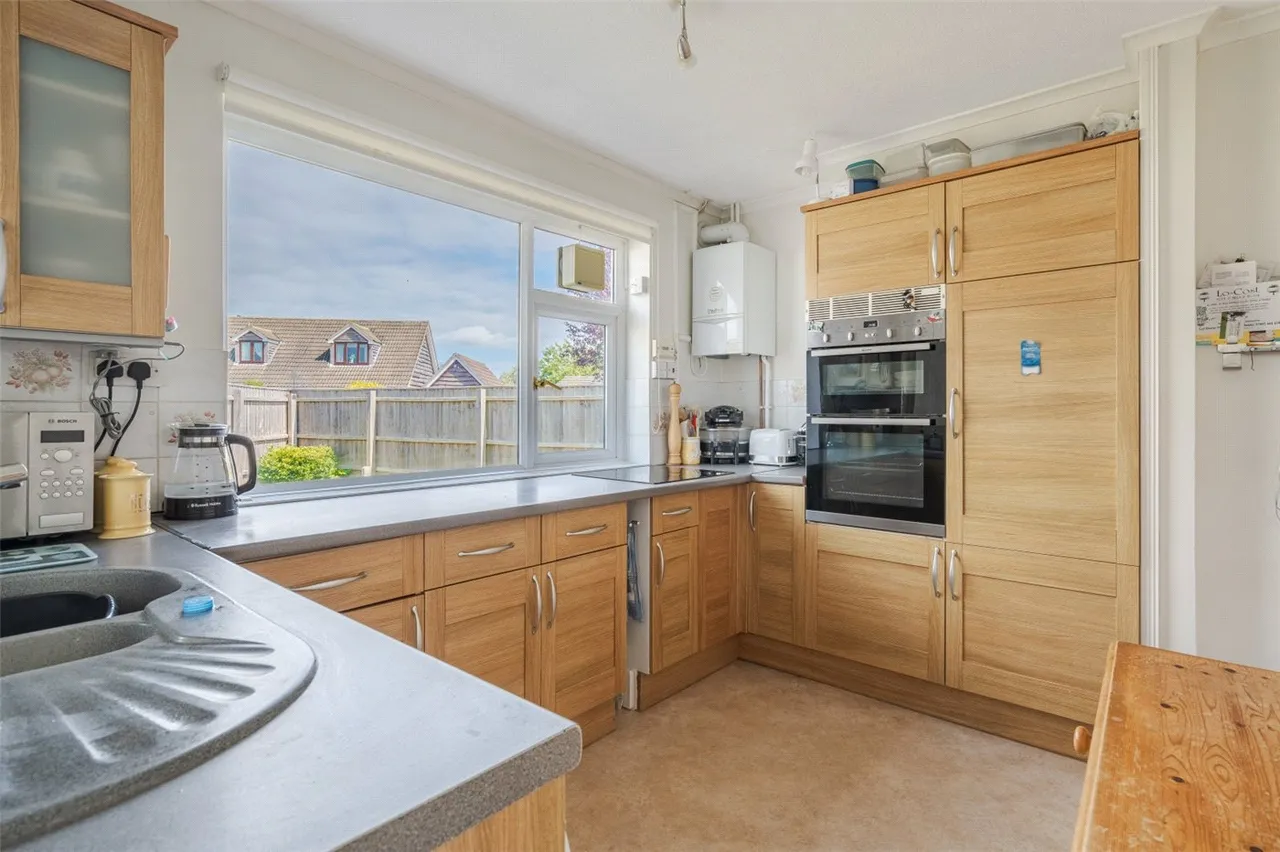 Hounds Way, Colehill, Wimborne, Dorset, BH21, photo 8