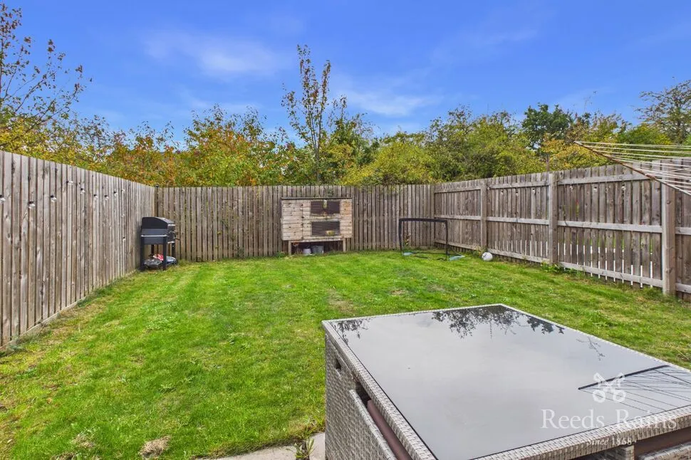 Taylor Road, Castleford, WF10, photo 8