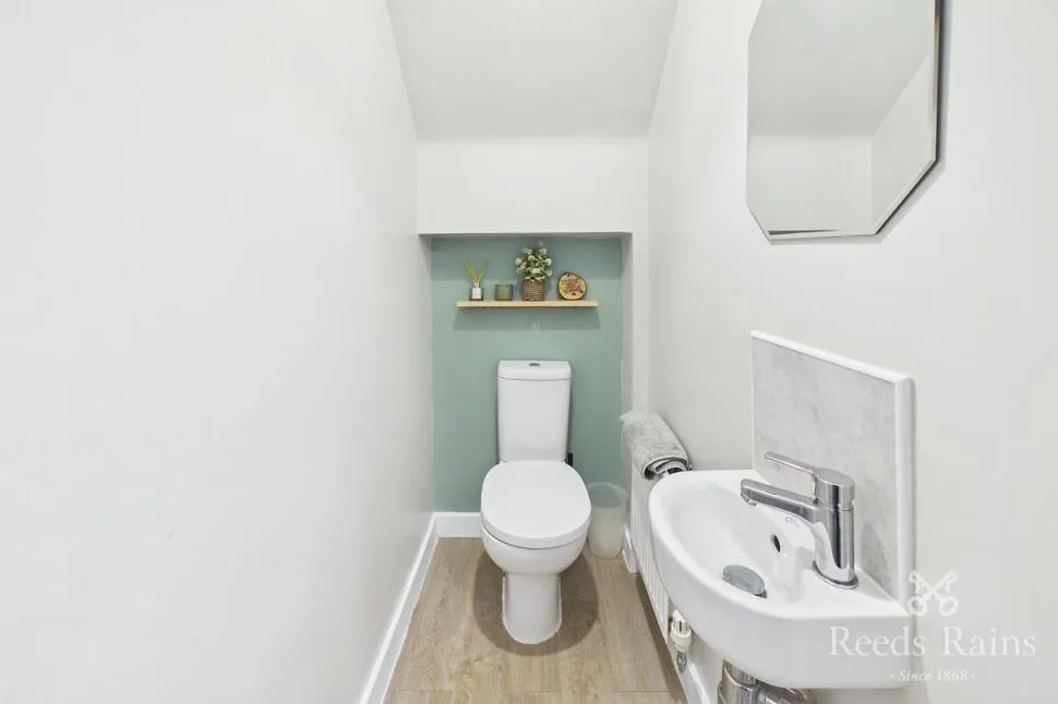 Taylor Road, Castleford, WF10, photo 11
