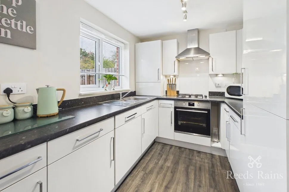 Taylor Road, Castleford, WF10, photo 2