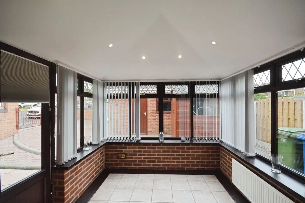 Quorn Drive, Chesterfield, Derbyshire, S40, photo 8